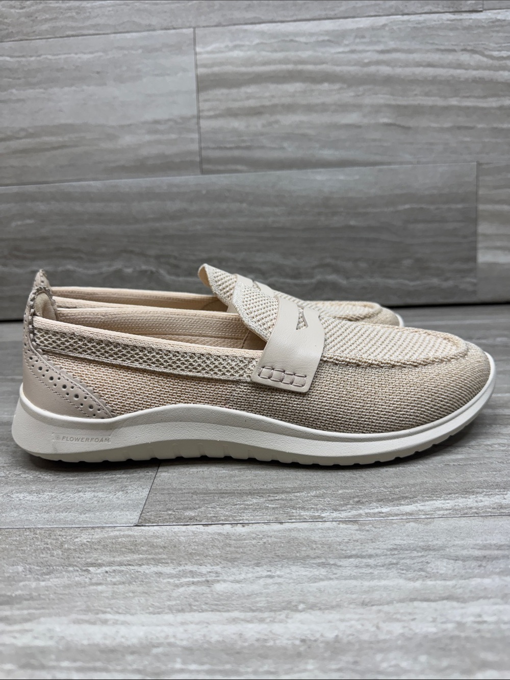 Cole Haan  Zerogrand Merritt Stichlite Cream Knit Slip-On Loafers Size 8.5